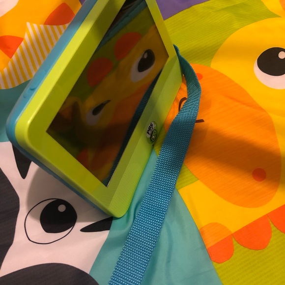 PBS kids tablet / DVD player - Picture 3 of 5